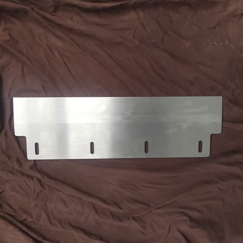 Cut off knives for flow wrapping machines