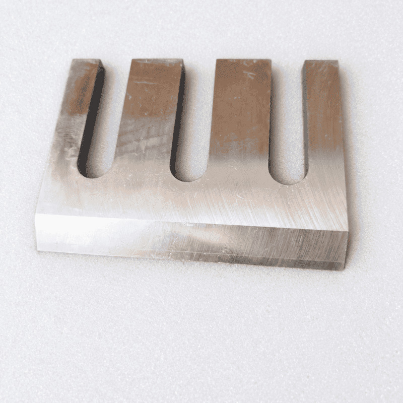 Industrial slotted crusher blade